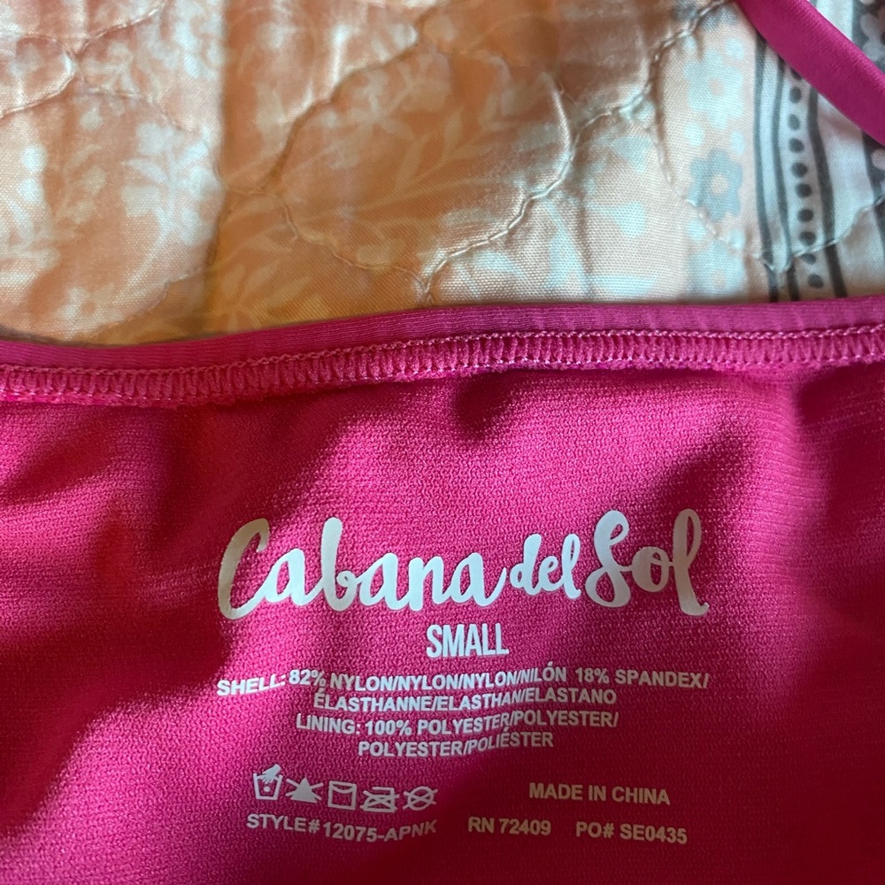 Pink Bikini - Picture 3 of 5